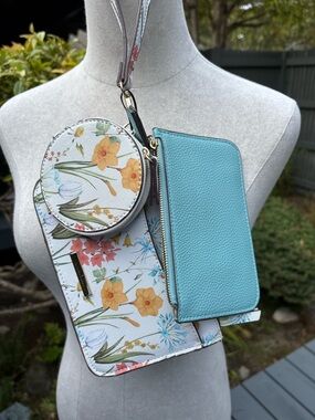 Nanette Lepore 3 Piece Wristlet Floral Wristlet Set Cardholder ❤️Coin Pouch